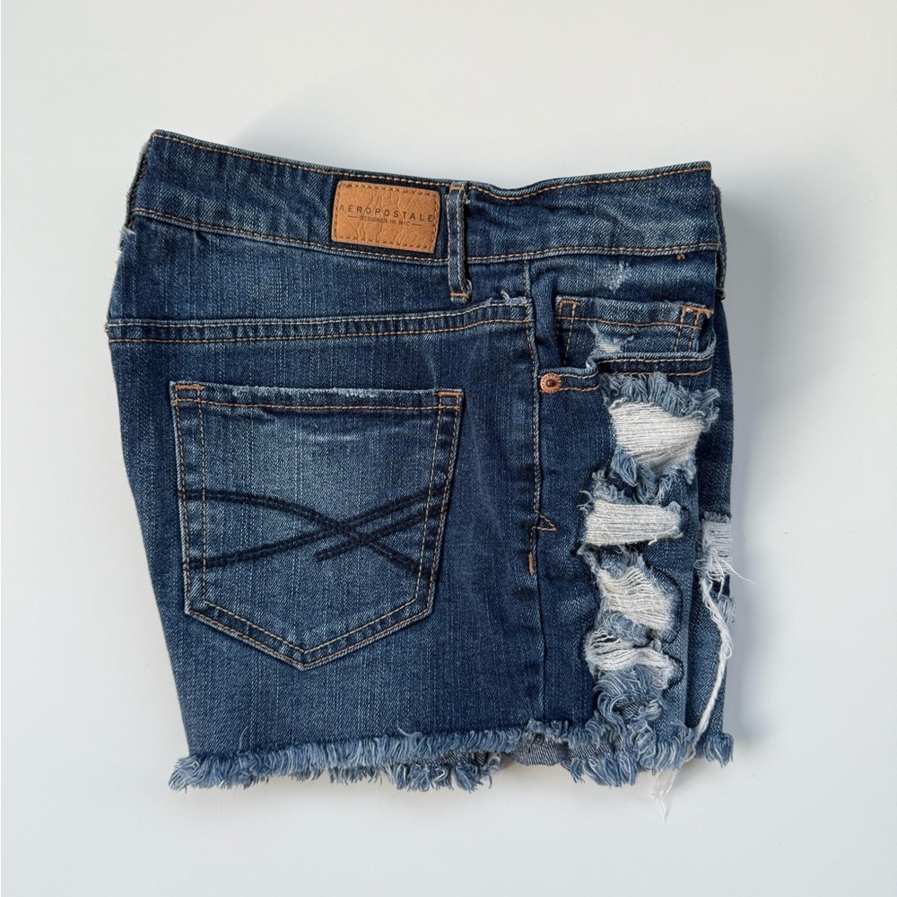 Aeropostale High Waisted Shorty Distressed Denim Shorts Sz 2 - Picture 3 of 7